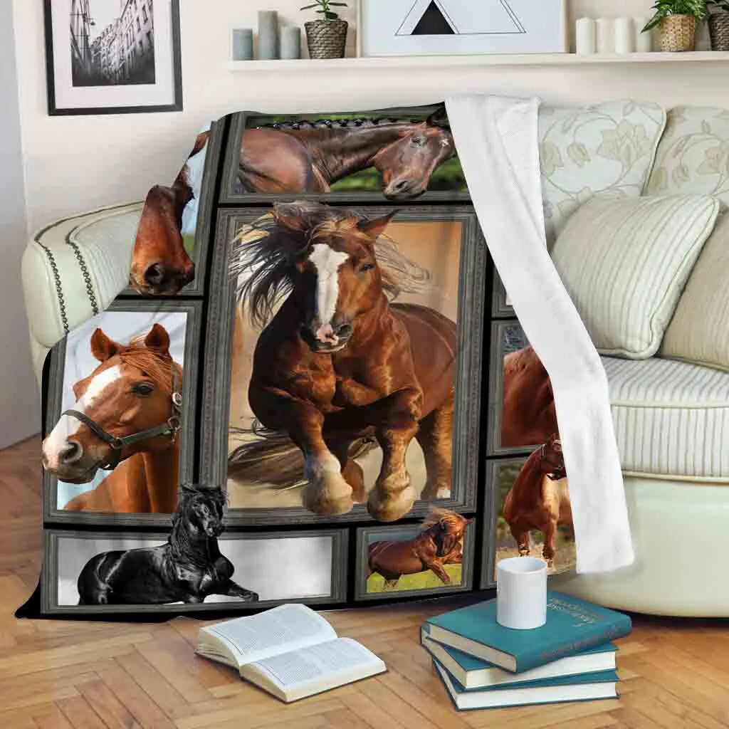 Couverture cheval polaire fan des chevaux avec patchwork de races équines frison percheron israélien irish gidran