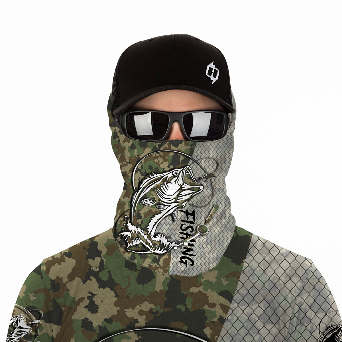 Cagoule UV pêche bar camouflage vert tatouage Fishing portée par pêcheur, vue visage