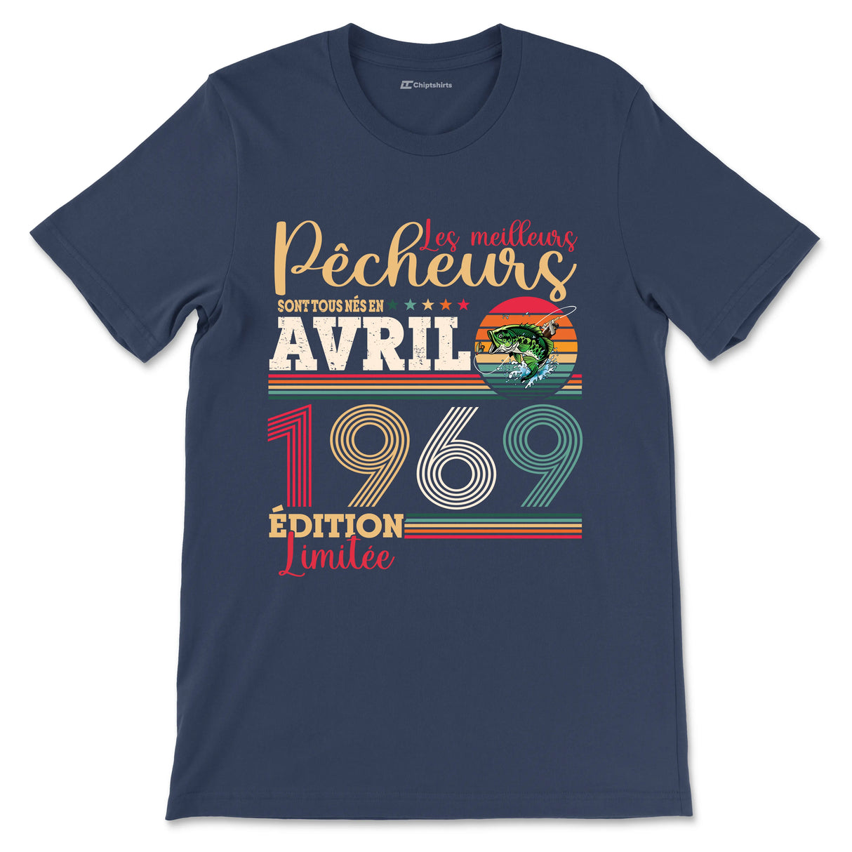 T-shirt pêcheur bleu marine vintage avec bar argenté et slogan meilleurs pêcheurs nés en avril 1969