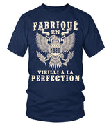 Idee Cadeau Original Anniversaire Vieilli A La Perfection CTS23032202 T-shirt Col Rond Bleu