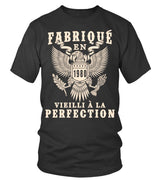 Idee Cadeau Original Anniversaire Vieilli A La Perfection CTS23032202 T-shirt Col Rond Noir