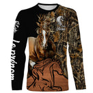 T-shirt manches longues cheval Mustang all-over camouflage forêt motif Mustang fauve cavalier prénom personnalisé