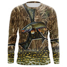 T-shirt all-over pêche brochet camouflage roseau motif carnassier vert tacheté photoréaliste
