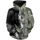 Sweat cheval Quarter Horse all-over camouflage forêt vert motif Quarter Horse noir gros plan silhouettes ornementées