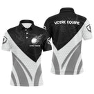 Polo golf personnalisé homme noir et blanc avec balle de golf enflammée et texture alvéoles caractéristique