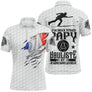 Polo papy pétanque blanc tricolore avec drapeau France et silhouette bouliste, lettrage Deux titres Papy Bouliste