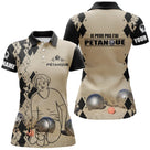 Polo pétanque sable beige vue détail message je peux pas j'ai pétanque sublimation damier élégant