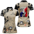 Polo pétanque sable beige vue détail drapeau tricolore boules réalistes logo personnalisable damier