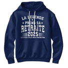 Sweat à capuche retraite humour bleu marine avec slogan La Légende prend sa retraite