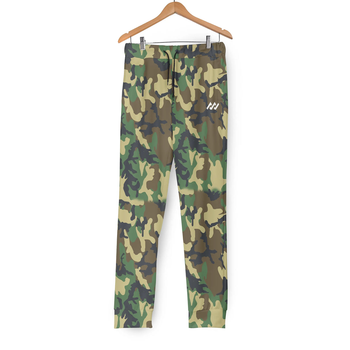 Pantalon camouflage vert kaki vue cheville coupe slim ajustée silhouette moderne outdoor