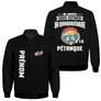 Veste pétanque bomber noir quinquagénaire message ne jamais sous-estimer illustration boules soleil orange tricolore