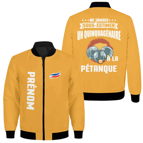 Veste De Sport Pétanque Personnalisée, Ne Jamais Sous Estimer Un Quinquagénaire À La Pétanque - Jaune