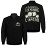 Veste bomber pétanque noire homme avec slogan Ne me dérangez pas, sauf pour l'apéro et boules, prénom et logo torse