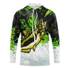 Sweat capuche anti-UV pêche silure vert noir blanc avec silure jaune mordoré en remontée et éclaboussures vert pomme