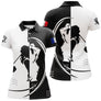 Polo de golf femme bicolore noir blanc silhouettes golfeuses drapeau France coupe ajustée féminine