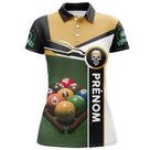 Polo billard or et vert femme avec tête de mort billardiste et billes colorées sur table verte, prénom personnalisé
