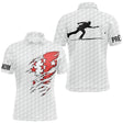 Polo pétanque blanc rouge avec drapeau Valais déchiré et silhouette de bouliste, motif balle de golf et prénom