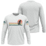 T-shirt manches longues golf vintage blanc avec design rétro golfeur et soleil dégradé multicolore