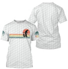 T-shirt golf vintage blanc avec design golfeur silhouette soleil orange dégradé et inscription GOLF