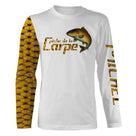 T-shirt manches longues pêche carpe, design carpe bondissante et écailles dorées sur la manche, prénom brodé