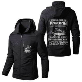 Veste imperméable pêche noire à capuche, slogan J'attrape toujours quelque chose et poisson, prénom personnalisé