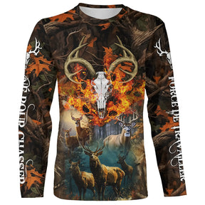 T-shirt chasse cerf né pour chasser vue de face design flamboyant orange et brun, coupe unisexe disponibles