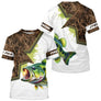 T-shirt all-over pêche bar camouflage marais vert et brun motif bar argenté bondissant personnalisé prénom pêcheur