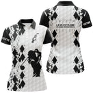 Polo golf femme argyle losange blanc noir damier silhouette golfeuse slogan La Vie Pleine Choix coupe cintrée