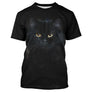 T-shirt chat 3D noir avec portrait mystérieux de chat noir aux yeux jaunes ambrés, all-over photoréaliste