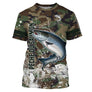 T-shirt pêche saumon all-over camouflage forêt vert brun motif saumon atlantique argenté en remontée prénom personnalisé