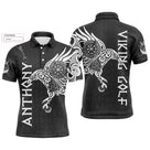 Polo golf homme noir tatouage tribal viking corbeau ailes déployées Vegvísir inscription Viking Golf prénom manche