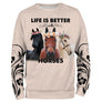 Sweat zippé all-over cheval beige trois chevaux Life Is Better With Horses fleurs roses