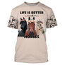 T-shirt cheval beige sable all-over avec trois têtes de chevaux et couronnes fleuries Life Is Better With Horses