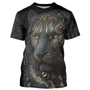 T-shirt all-over noir unisexe avec panthère d'or, art tribal et dorures élégantes esprit animal sauvage