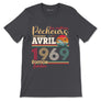 T-shirt pêcheur bleu marine vintage avec gardon et slogan meilleurs pêcheurs nés en avril 1969