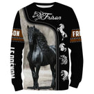 T-shirt cavalier Frison all-over fond noir motif cheval Frison race néerlandaise prénom personnalisé équestre