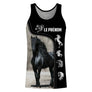 Hoodie cheval Frison all-over fond noir motif Frison noir longs crins bordures dorées prénom personnalisé