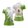 Polo golf femme blanc éclats vert prairie clubs croisés médaillon golfeur slogan meilleurs golfeurs coupe cintrée
