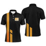 Polo golf homme noir et jaune bandes verticales orangées badge balle de golf vue avant