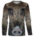 T-shirt chasse sanglier photo réaliste vue de face design ton sur ton brun, coupe unisexe all-over disponibles