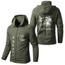 Veste imperméable coupe-vent pêche noire avec capuche, illustration silure et inscription Big Moustaches, prénom personnalisé