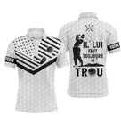 Polo golf homme noir et blanc texture balle de golf drapeau stencil golfeur silhouette slogan Il Lui Faut Toujours Un Trou