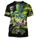 T-shirt pêche bar all-over peau écaillée verte motif perche-bar gueule ouverte respirant écologique prénom personnalisé