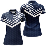 Polo golf femme blanc immaculé chevrons noirs balle de golf clubs croisés zone prénom coupe cintrée
