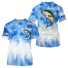 T-shirt pêche thon mer bleu ciel blanc avec illustration aérienne de thon en bond, prénom imprimé sur la manche