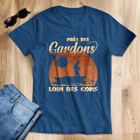 Cadeau Humour Pêcheur Homme, Pêche du Gardon, T-shirt Pêcheur Drôle, Près des Gardons Loin des Cons - Bleu