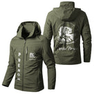Veste pêche vert kaki à capuche avec illustration perche et écusson Perche Passion, prénom et logo torse personnalisés