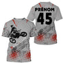 Maillot motocross personnalisé gris rouge avec motard freestyle FMX et prénom numéro 45 imprimés, traces pneu