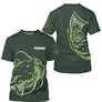 T-shirt pêche silure personnalisé col rond vert kaki avec motif silure stylisé vert clair et prénom