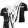 Polo ball-trap personnalisé homme noir et blanc avec silhouette de tireur en épaulé et panneaux contrastés